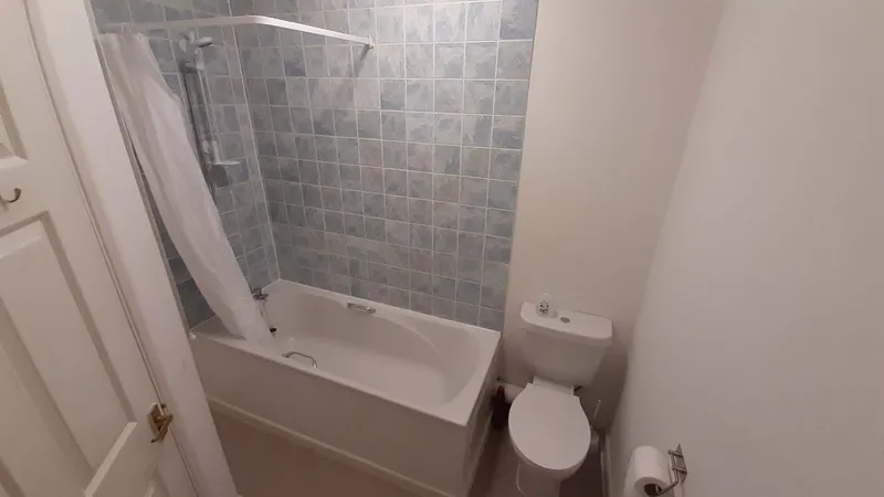 Queen Street // 2 Bed Student House // Sep 2026 - Image 8